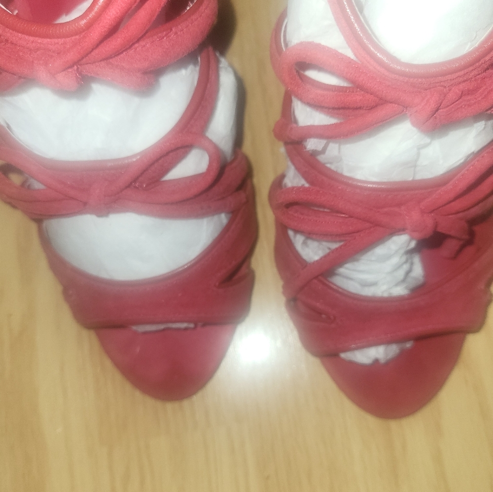 Shoes - Picture 11 of 11